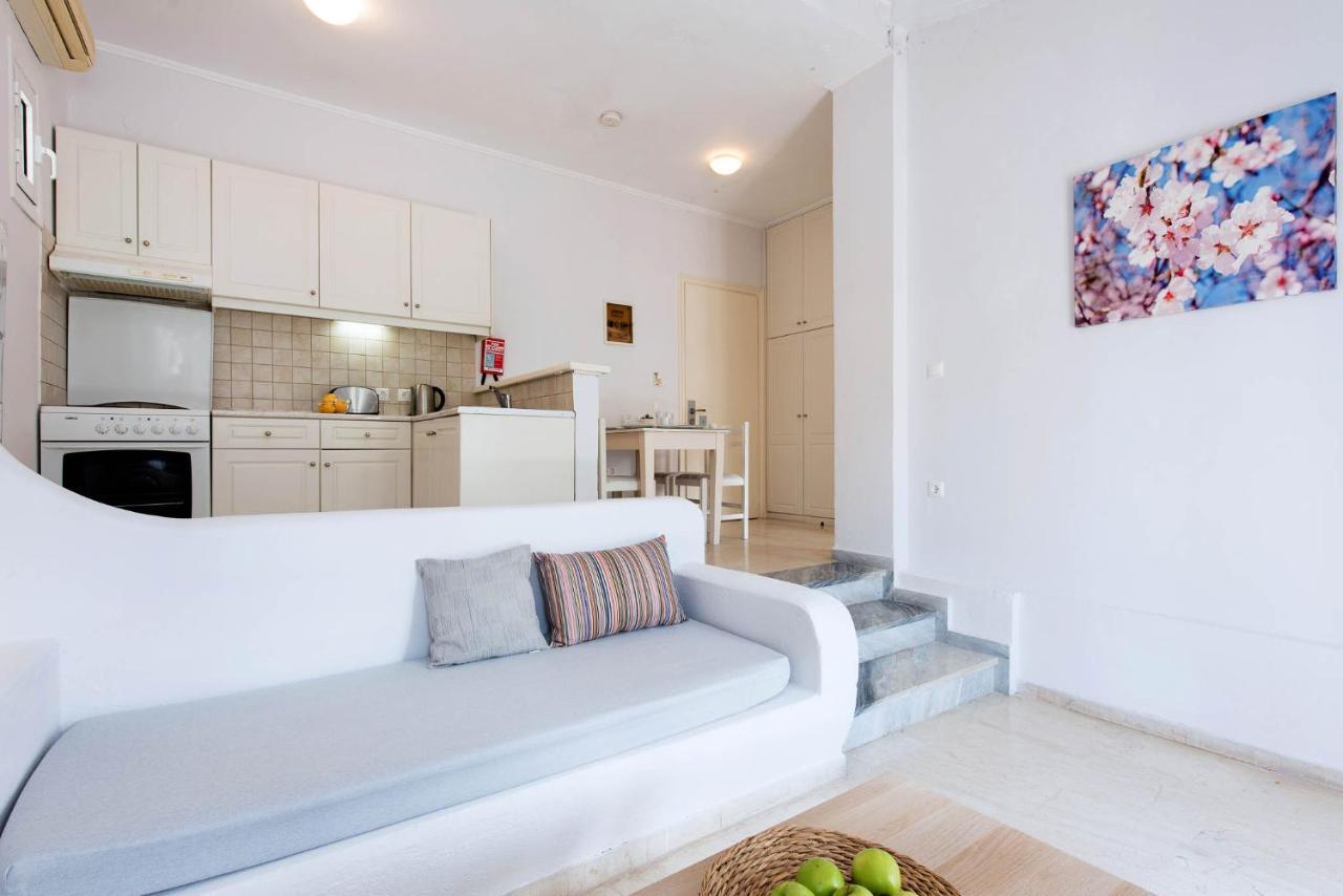 Balaris Apartments Kassiopi Exterior photo