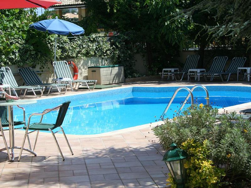 Balaris Apartments Kassiopi Exterior photo
