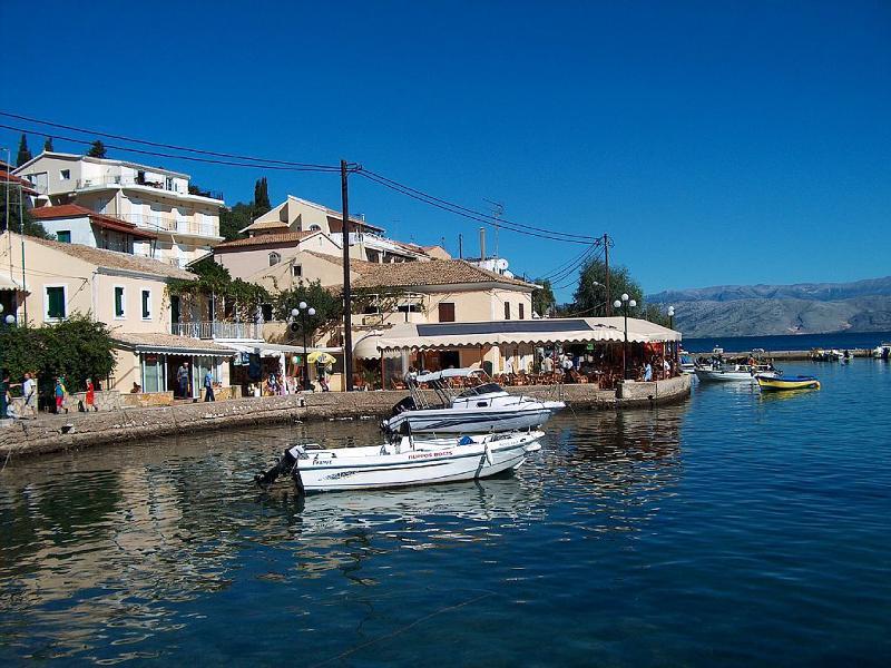 Balaris Apartments Kassiopi Exterior photo
